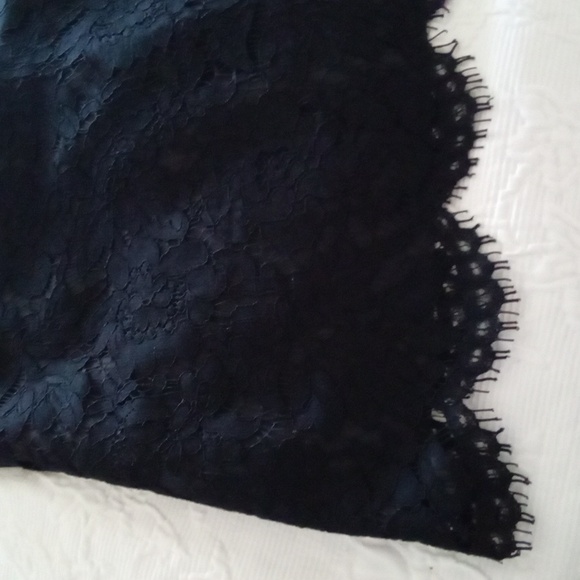 J. CREW Lace Racer Back Top with Scalloped Hemline - Picture 4 of 5